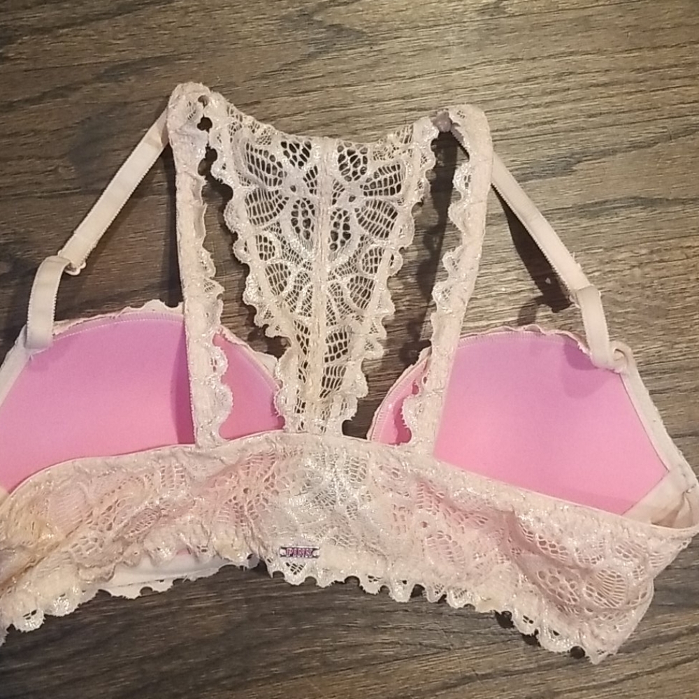 Pink bra - Picture 2 of 3